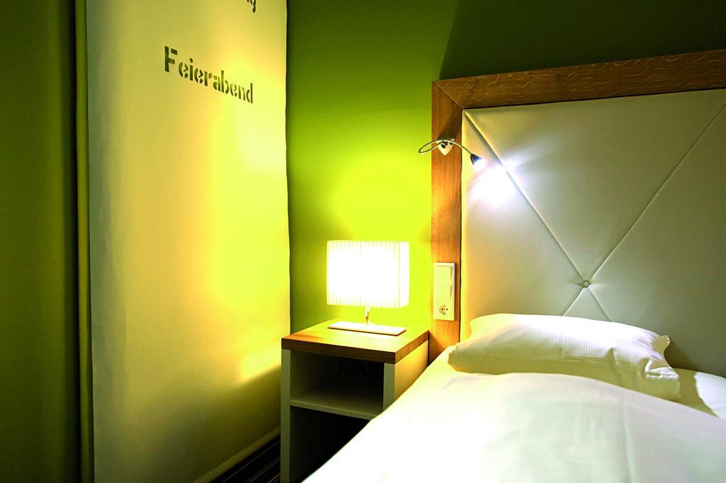 Flair Hotel Nieder Bestwig Buitenkant foto