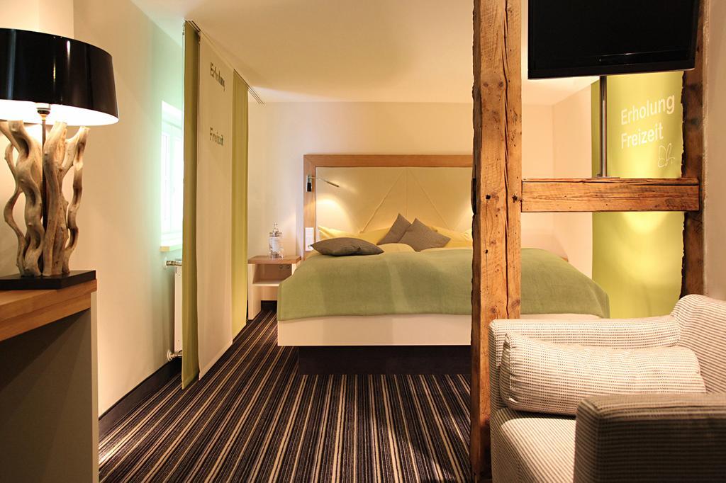 Flair Hotel Nieder Bestwig Buitenkant foto